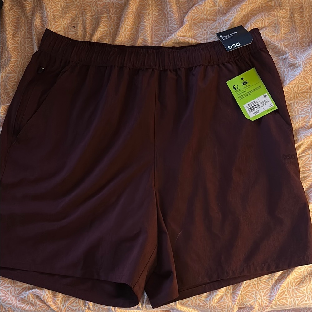 DSG Men's Burgundy Shorts